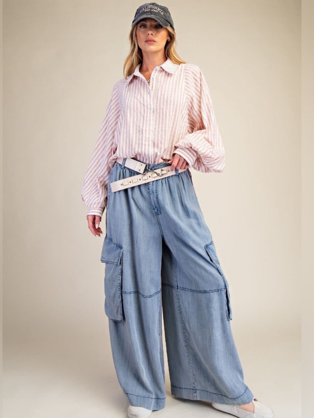 Easel medium wash Blue Wide-Leg Cargo boho pants
